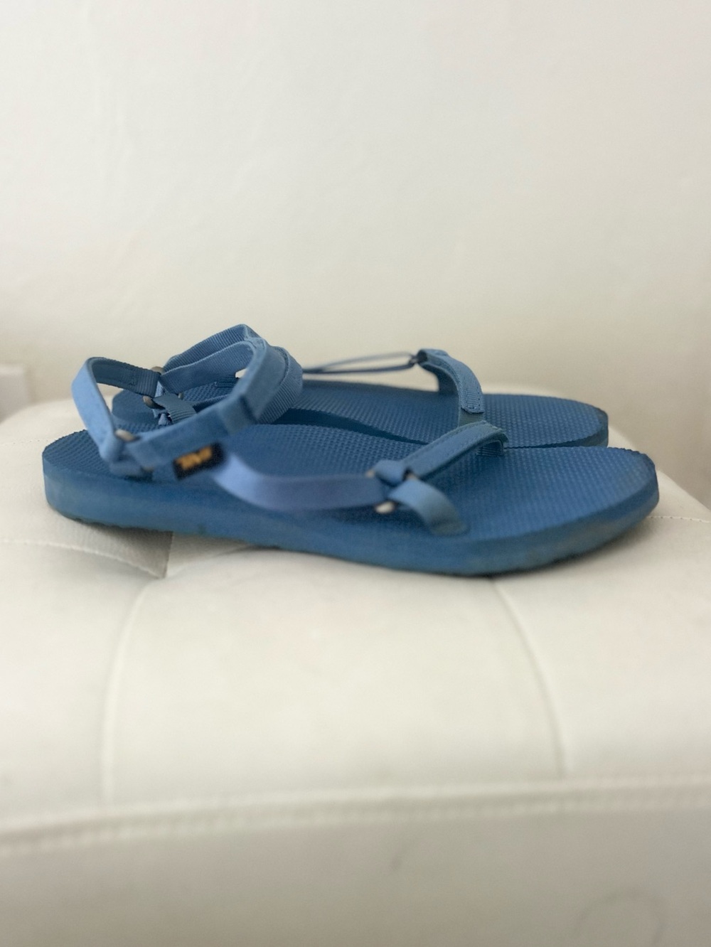 Teva Blue Adjustable Strap Sandals Size 9